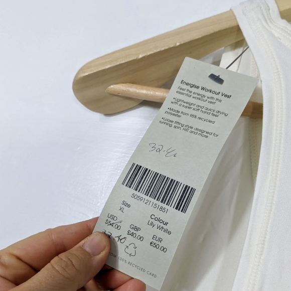 SWEATY BETTY Women's Lily White Energise Workout Tank Top NWT Size XL - Picture 8 of 8